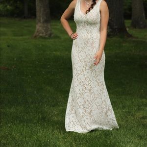 Xscape size 4 Prom Dress white lace